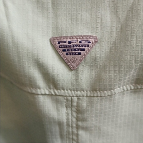 Columbia Sportwear PFG Shirt
Dress Midi - Picture 12 of 15